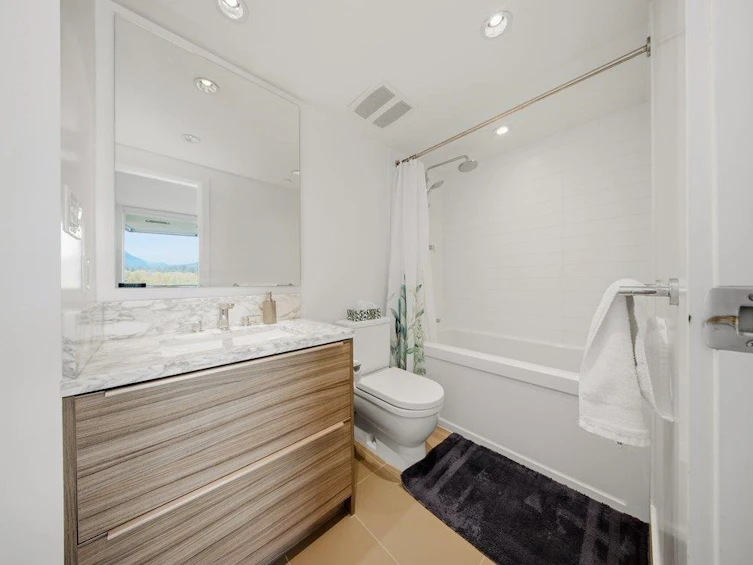 602-1550 Fern Street, North Vancouver, BC, V7J 0A9 - 11