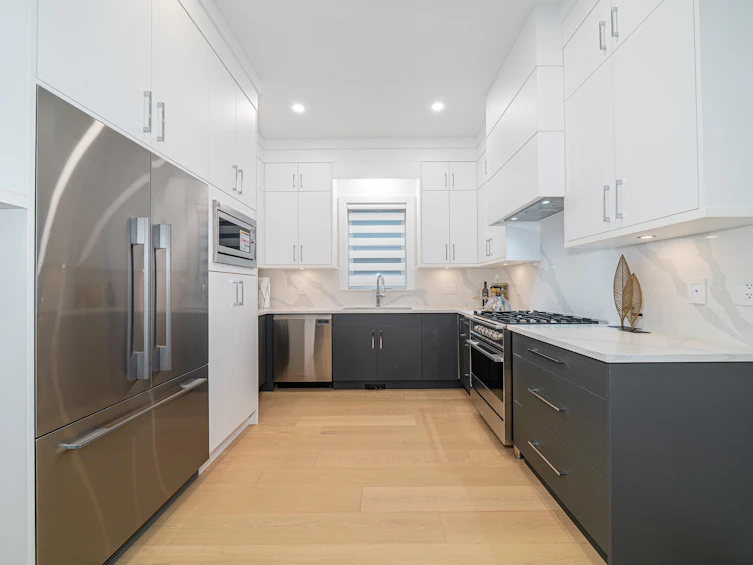 2-4210 Union Street, Burnaby, BC, V5C 2X4 - 9