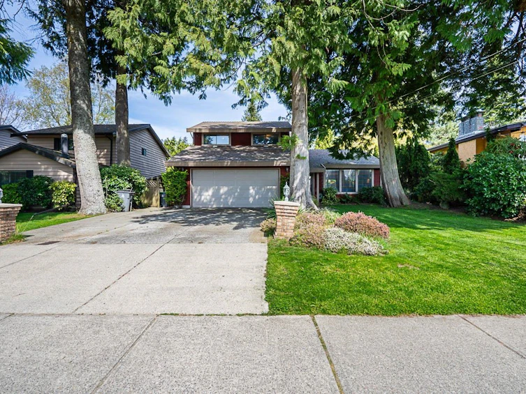 13519 15 Avenue, Surrey, BC, V4A 5H4 - 2