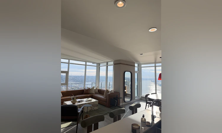 3502-680 Quayside Drive