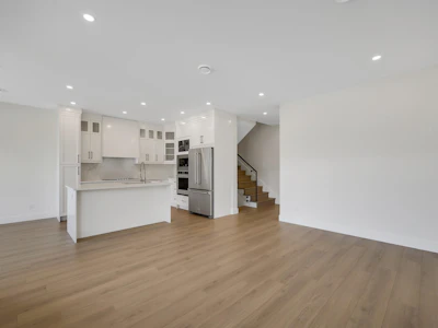 1005 Phare Crescent - 5