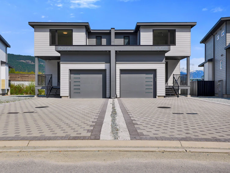 1005 Phare Crescent, Pemberton, BC, V0N 2L1 - 2