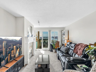 208-333 E 1st Street - 4