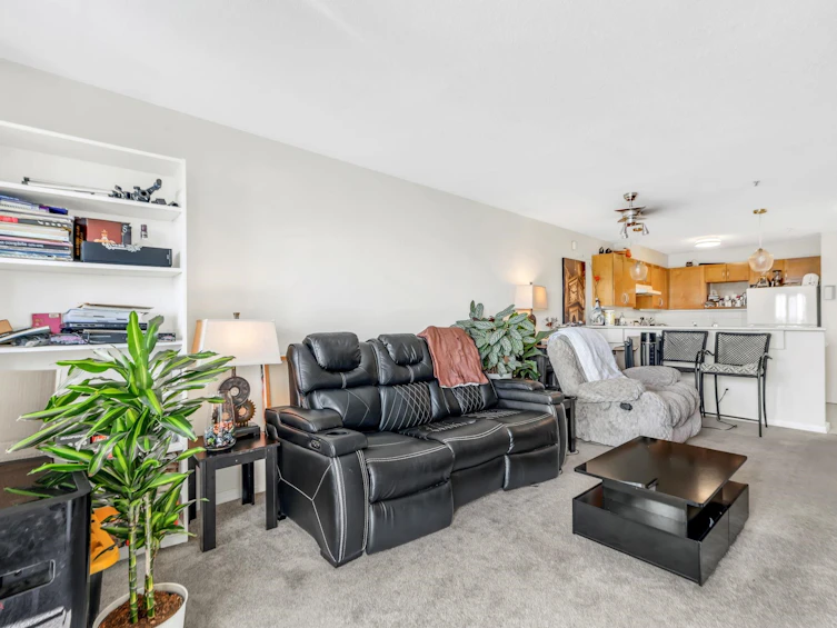 208-333 E 1st Street, North Vancouver, BC, V7L 4W9 - 5