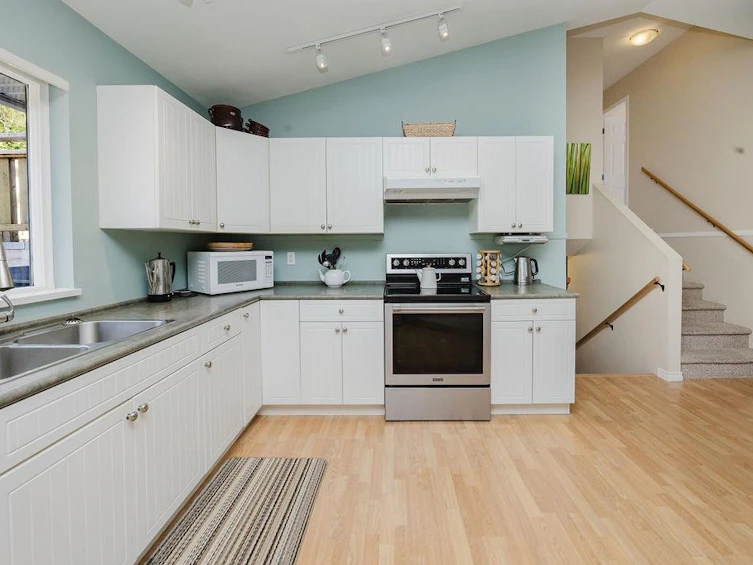 6308 Jasper Road, Sechelt, BC, V0N 3A7 - 5