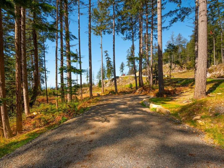 Lot 1 Innisfree Lane, Bowen Island, BC, V0N 1G2 - 2