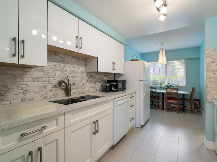 8-7300 Ledway Road, Richmond, BC, V7C 4N9 - 13