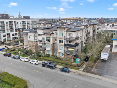 402-11935 Burnett Street - 5