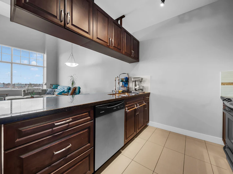 402-11935 Burnett Street, Maple Ridge, BC, V2X 9A9 - 12