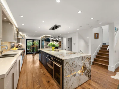 4005 Vine Street - 3