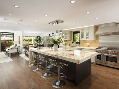 4005 Vine Street - 2