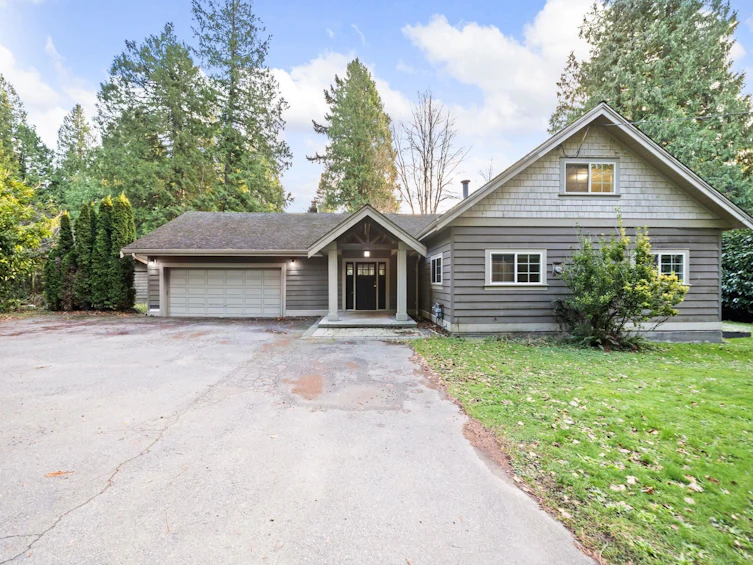 12686 20 Avenue, Surrey, BC, V4A 1Y6