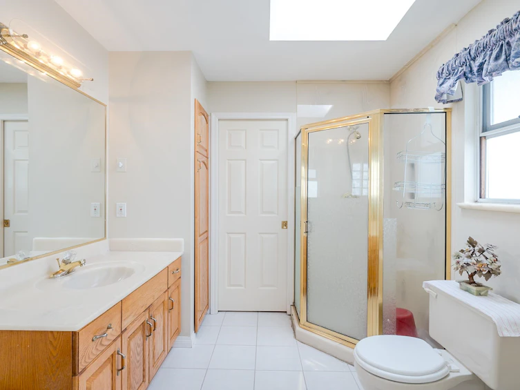 927 E 50th Avenue, Vancouver, BC, V5X 1B6 - 17