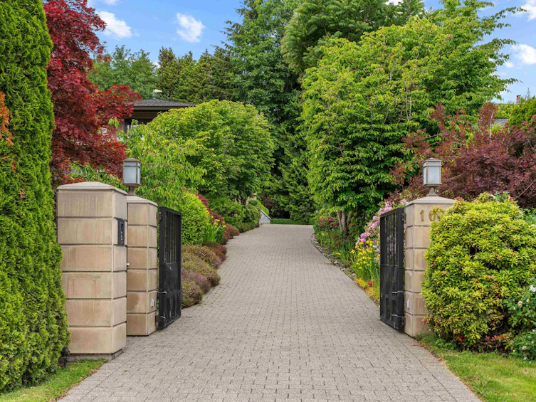 1075 Groveland Road, West Vancouver, BC, V7S 1Z3 - 3