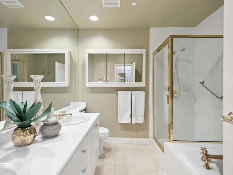 216-5735 Hampton Place, Vancouver, BC, V6T 2G8 - 17