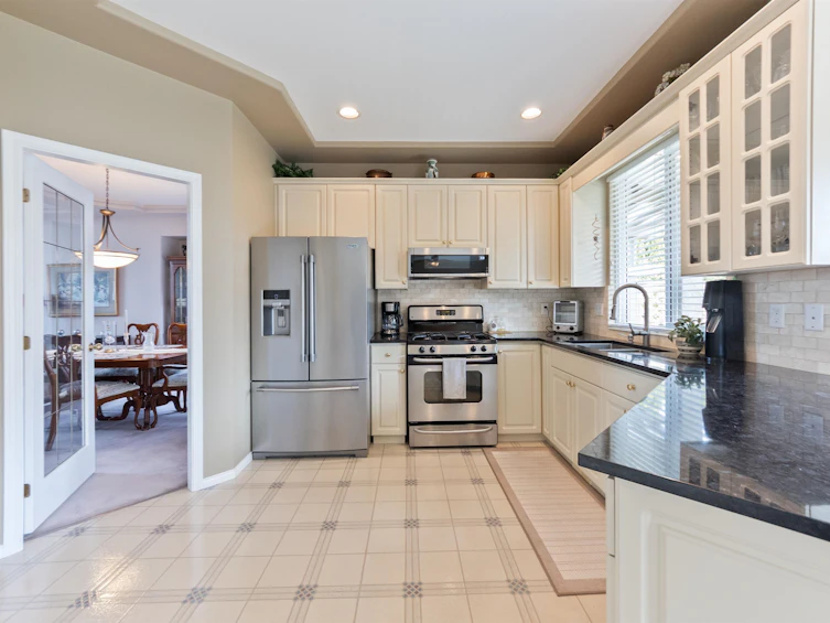 15788 92a Avenue, Surrey, BC, V4N 3C2 - 10