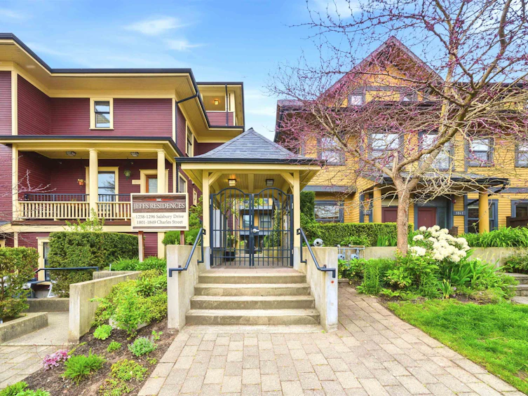 1837 Charles Street, Vancouver, BC, V5L 0B2 - 35