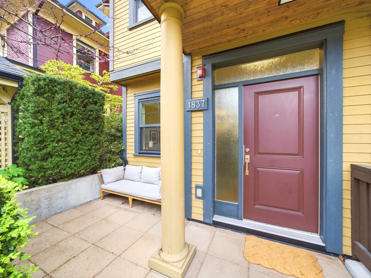 1837 Charles Street, Vancouver, BC, V5L 0B2 - 28