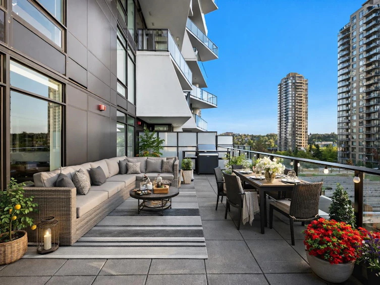 504-2181 Madison Avenue, Burnaby, BC, V5C 0N4 - 2