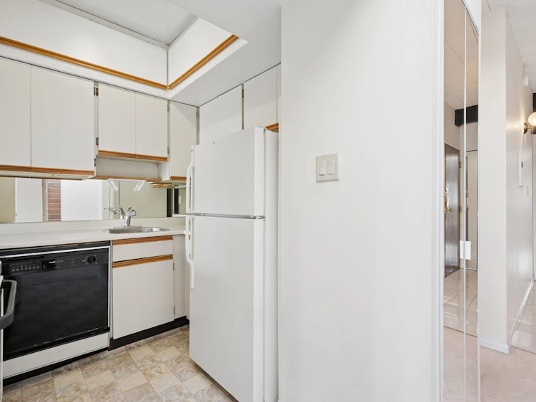 409-1535 Nelson Street, Vancouver, BC, V6G 1M2 - 17