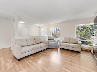 2978 Fleming Avenue - 3
