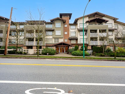 107-6500 194 Street - 2
