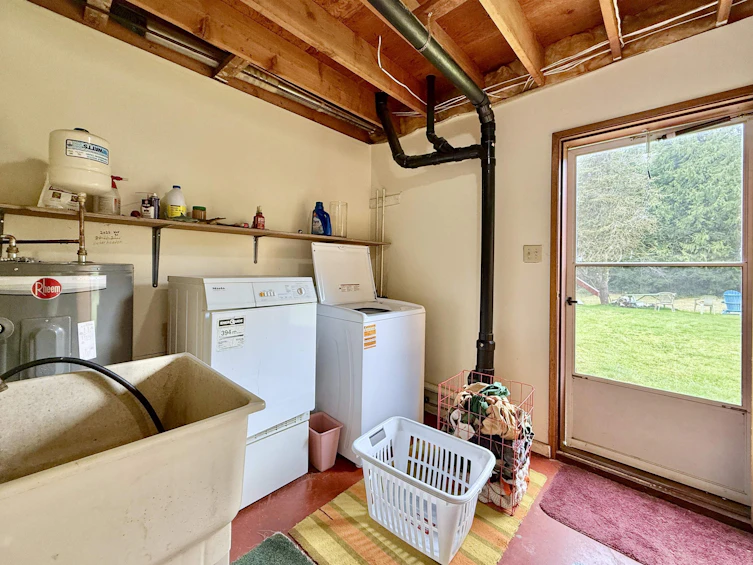 299 King Road, Gibsons, BC, V0N 1V5 - 22