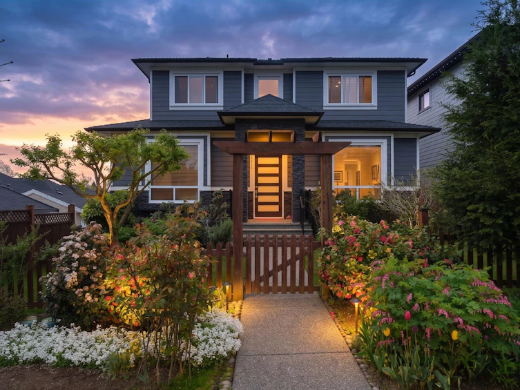 20576 70 Avenue, Langley, BC, V2Y 0W4 - 2