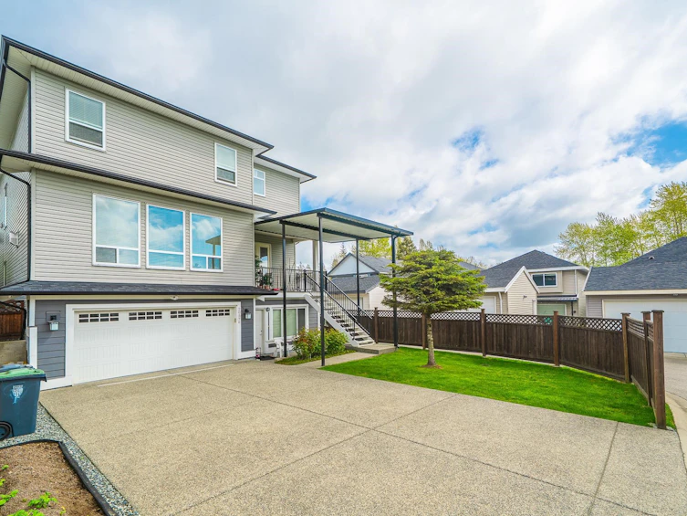 20576 70 Avenue, Langley, BC, V2Y 0W4 - 32