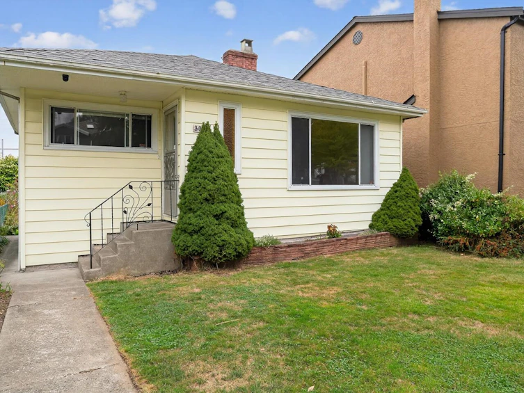 3069 E 18th Avenue, Vancouver, BC, V5M 2R4 - 18