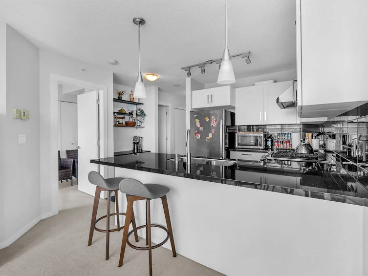 2707-2133 Douglas Road, Burnaby, BC, V5C 0E9 - 8