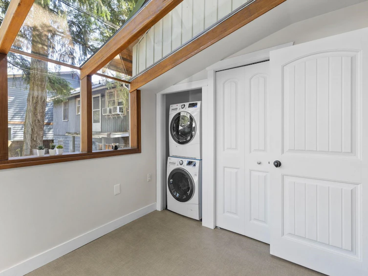 311 Spruce Street, Cultus Lake, BC, V2R 4Y7 - 17