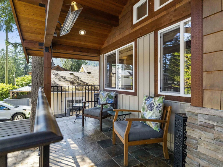 311 Spruce Street, Cultus Lake, BC, V2R 4Y7 - 31