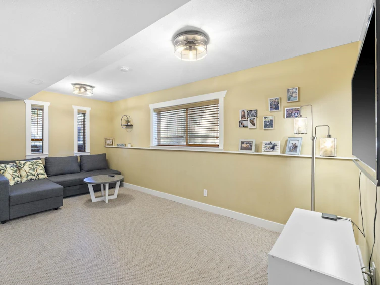 311 Spruce Street, Cultus Lake, BC, V2R 4Y7 - 28