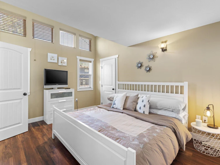 311 Spruce Street, Cultus Lake, BC, V2R 4Y7 - 12