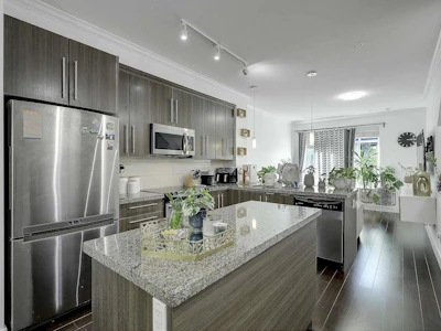 94-8251 209b Street - 2