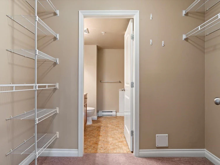 305-45645 Knight Road, Chilliwack, BC, V2R 0B1 - 20