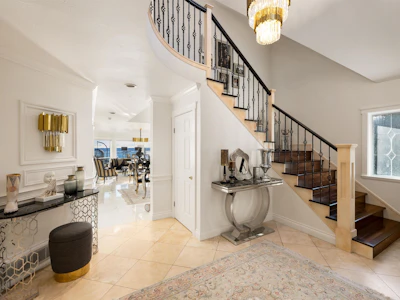 2198 Rosebery Avenue - 4
