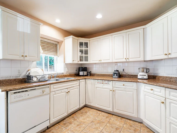 13107 74 Avenue, Surrey, BC, V3W 1C3 - 15