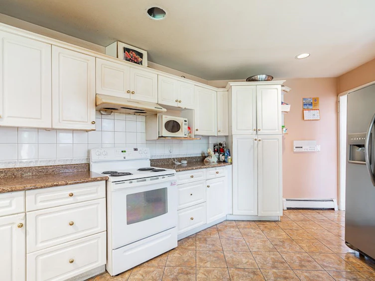 13107 74 Avenue, Surrey, BC, V3W 1C3 - 17