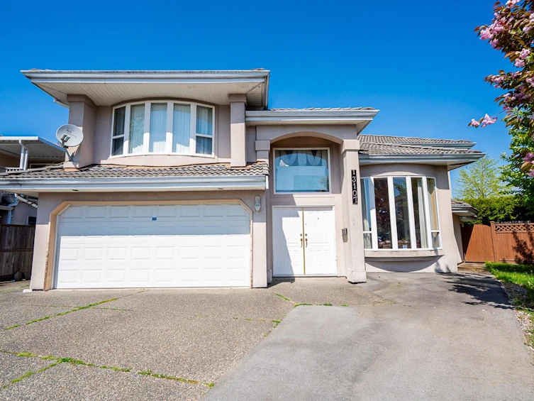 13107 74 Avenue, Surrey, BC, V3W 1C3