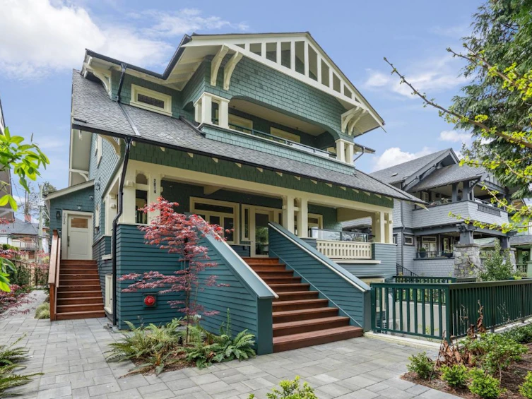 2012 W 15th Avenue, Vancouver, BC, V6J 2L5