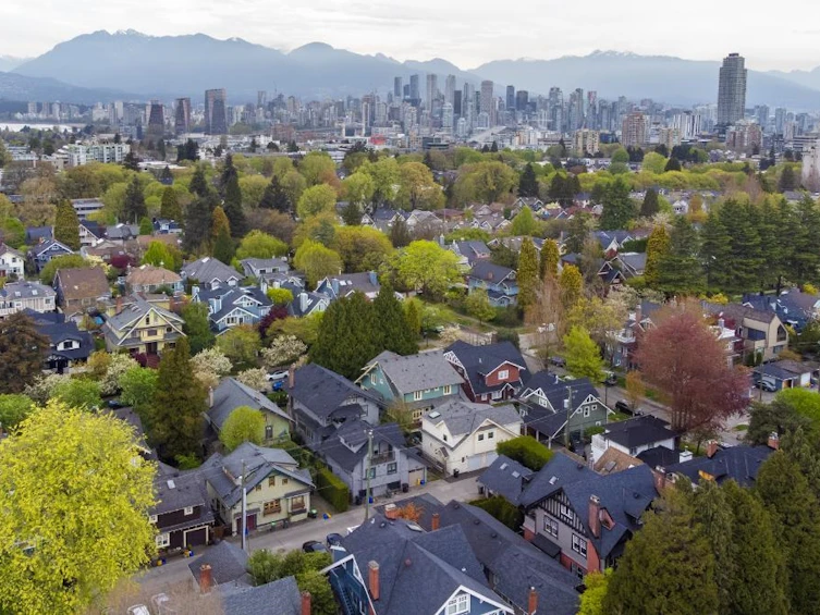2012 W 15th Avenue, Vancouver, BC, V6J 2L5 - 8