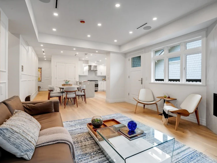 2012 W 15th Avenue, Vancouver, BC, V6J 2L5 - 12