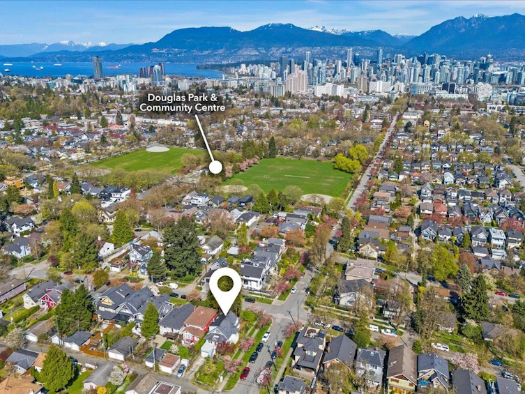 706 W 24th Avenue, Vancouver, BC, V5Z 2B8 - 5