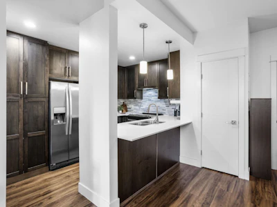 311-2465 Wilson Avenue - 3
