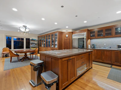 4742 Drummond Drive - 3