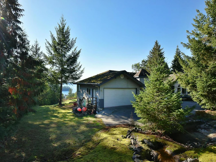 10113-10131 Mercer Road, Halfmoon Bay, BC, V7Z 1B7 - 15