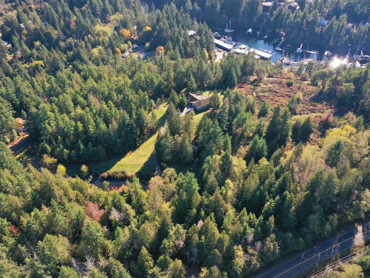 10113-10131 Mercer Road, Halfmoon Bay, BC, V7Z 1B7 - 31