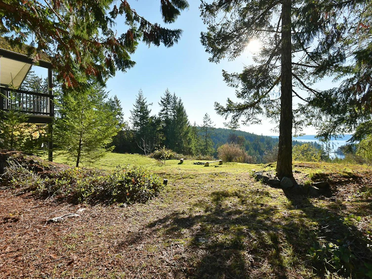 10113-10131 Mercer Road, Halfmoon Bay, BC, V7Z 1B7 - 25